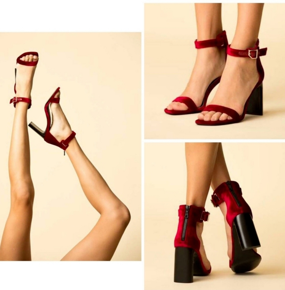 Rag & Bone Ellis Sandal in Biking Red Velvet - 38